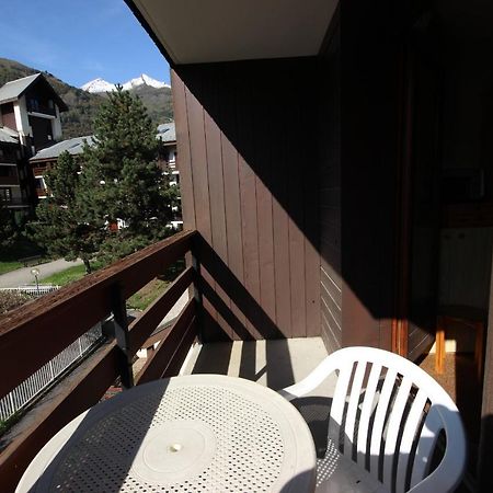 1 Bedroom Flat, Heated Pool, Heart Of Village, Parking, Wifi Bourg-Saint-Maurice Kültér fotó
