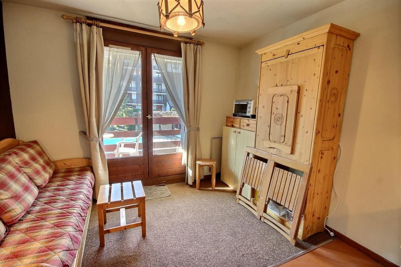 1 Bedroom Flat, Heated Pool, Heart Of Village, Parking, Wifi Bourg-Saint-Maurice Kültér fotó